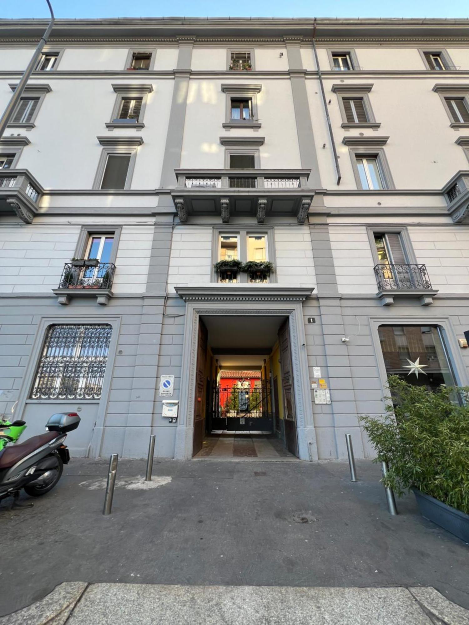 Appartamento Daeiouz II Milano Esterno foto